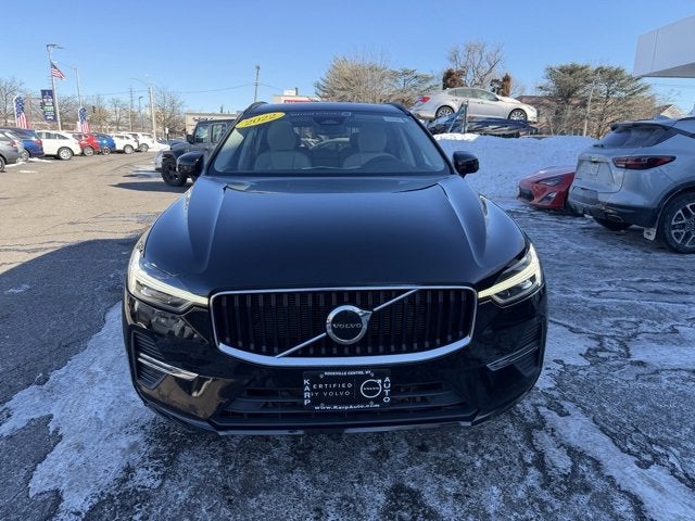 2022 Volvo XC60 Momentum