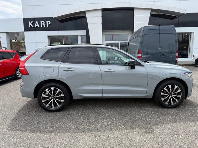 2024 Volvo XC60 Core Dark Theme