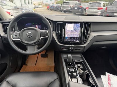 2024 Volvo XC60 Core Dark Theme