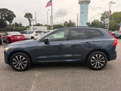 2024 Volvo XC60 Core Dark Theme