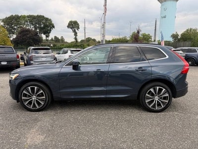 2022 Volvo XC60 Momentum