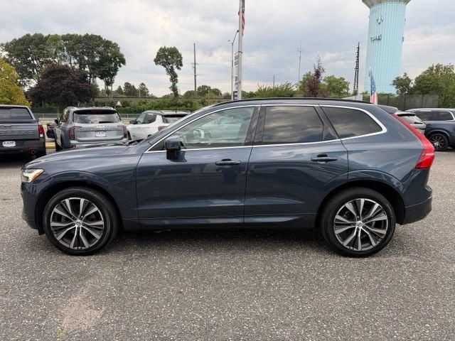 2022 Volvo XC60 Momentum