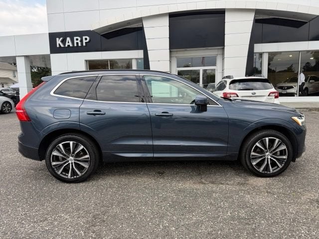 2022 Volvo XC60 Momentum