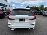2024 Volvo XC60 Core Dark Theme