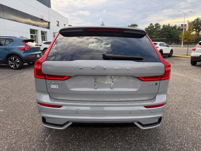 2024 Volvo XC60 Core Dark Theme