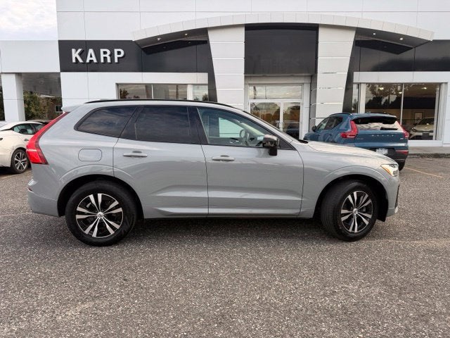 2024 Volvo XC60 Core Dark Theme