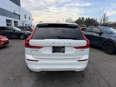 2022 Volvo XC60 Momentum