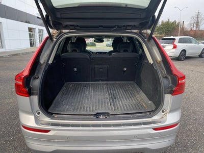 2022 Volvo XC60 Momentum