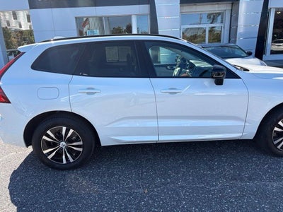 2024 Volvo XC60 Core Dark Theme
