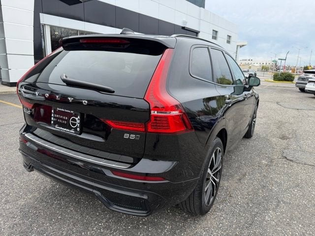 2024 Volvo XC60 Plus Dark Theme