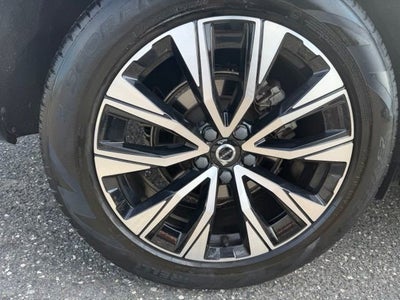 2024 Volvo XC60 Plus Dark Theme