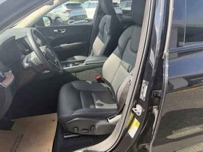 2024 Volvo XC60 Plus Dark Theme
