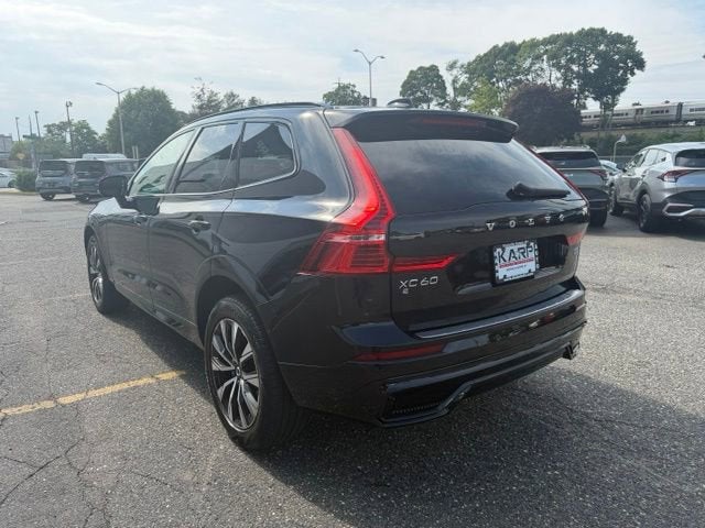 2024 Volvo XC60 Plus Dark Theme