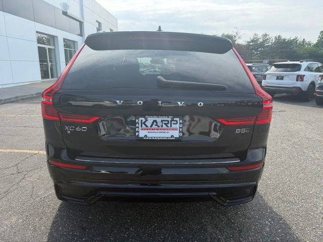 2024 Volvo XC60 Plus Dark Theme