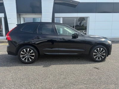 2024 Volvo XC60 Plus Dark Theme