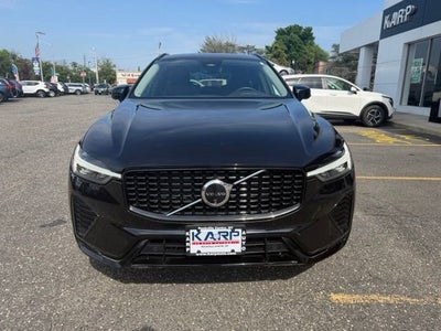 2024 Volvo XC60 Plus Dark Theme