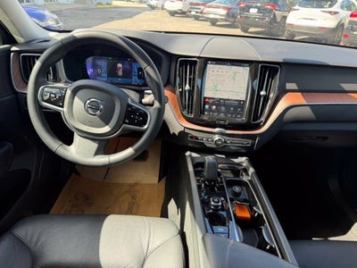 2024 Volvo XC60 Plus Dark Theme