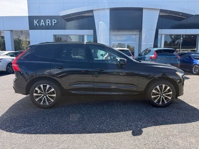 2024 Volvo XC60 Plus Dark Theme