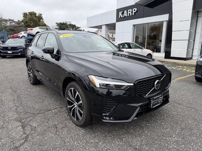 2024 Volvo XC60 Plus Dark Theme