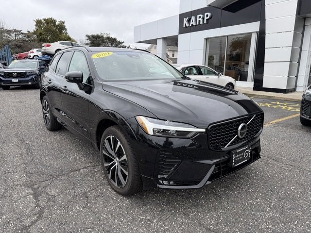 2024 Volvo XC60 Plus Dark Theme