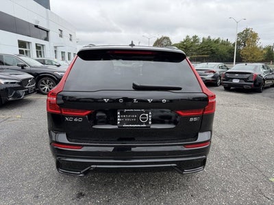 2024 Volvo XC60 Plus Dark Theme