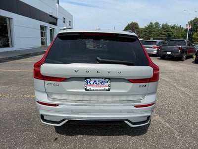 2024 Volvo XC60 Plus Dark Theme