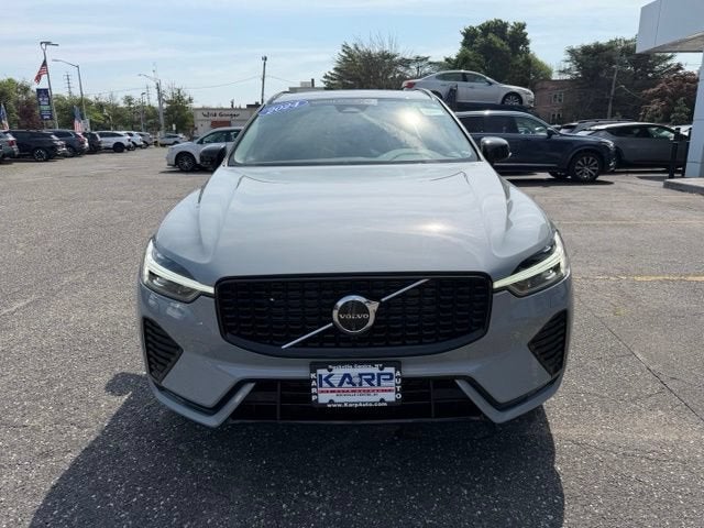 2024 Volvo XC60 Plus Dark Theme