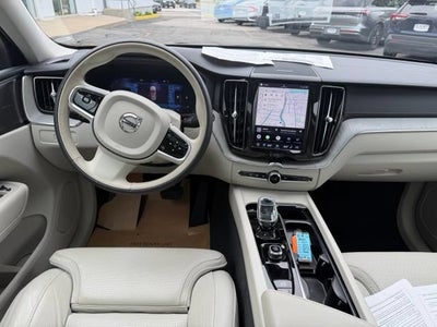 2024 Volvo XC60 Ultimate Dark Theme