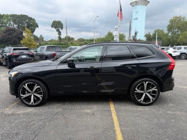 2024 Volvo XC60 Ultimate Dark Theme