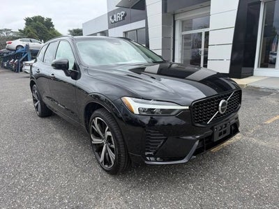 2024 Volvo XC60 Ultimate Dark Theme