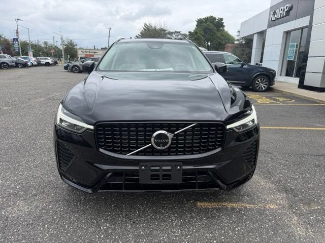 2024 Volvo XC60 Ultimate Dark Theme