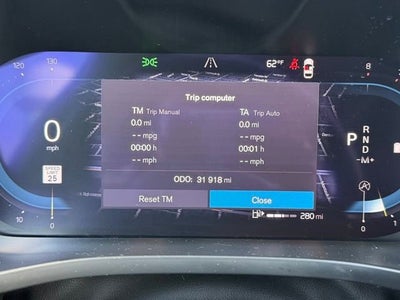 2024 Volvo XC60 Ultimate Dark Theme