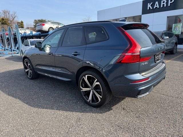 2024 Volvo XC60 Ultimate Dark Theme