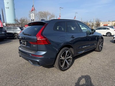 2024 Volvo XC60 Ultimate Dark Theme