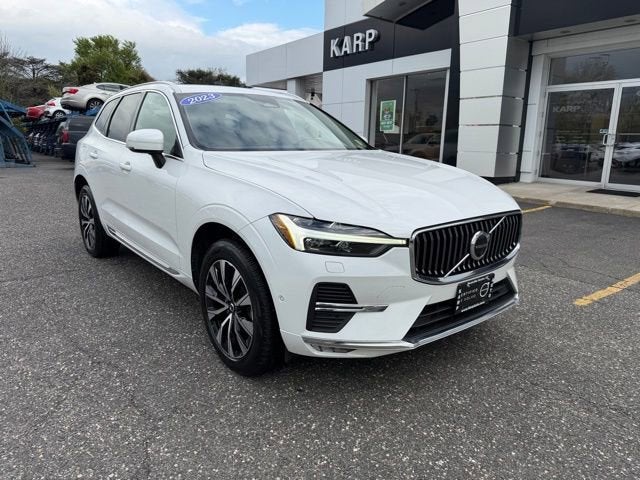 2023 Volvo XC60 Plus Bright Theme