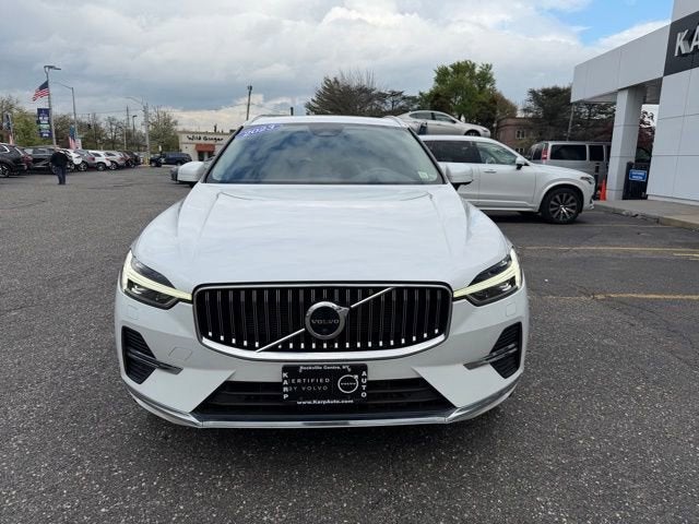 2023 Volvo XC60 Plus Bright Theme
