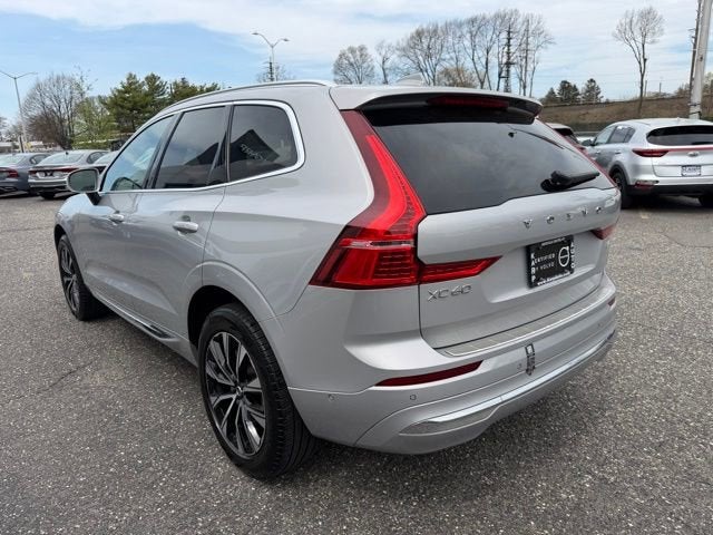 2023 Volvo XC60 Plus Bright Theme