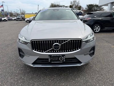 2023 Volvo XC60 Plus Bright Theme