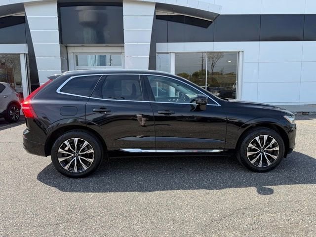2023 Volvo XC60 Plus Bright Theme