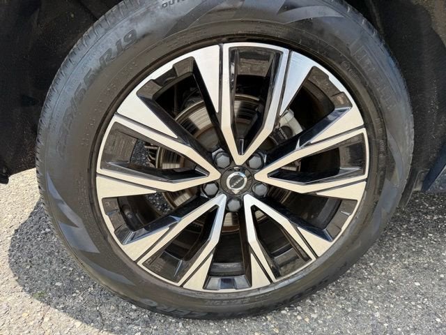 2023 Volvo XC60 Core