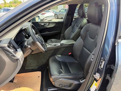 2023 Volvo XC60 Core