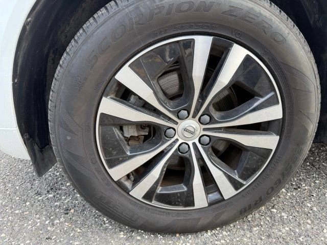2023 Volvo XC60 Core