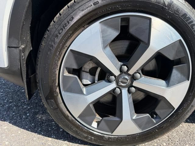 2024 Volvo XC40 Core Bright Theme