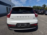 2024 Volvo XC40 Core Bright Theme
