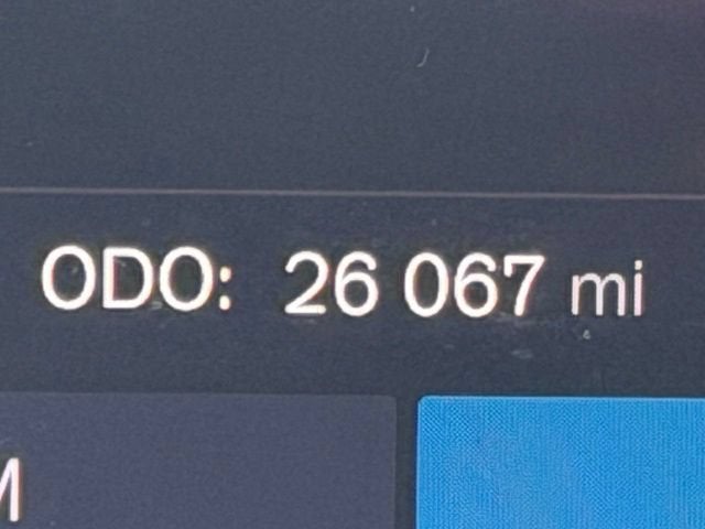2023 Volvo XC40 Plus Dark Theme