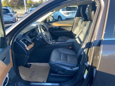 2025 Volvo XC90 Plus