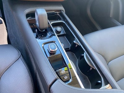 2025 Volvo XC90 Plus