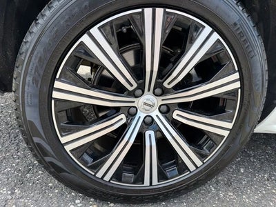 2025 Volvo XC90 Core