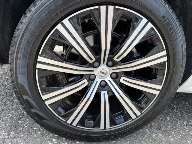 2025 Volvo XC90 Core