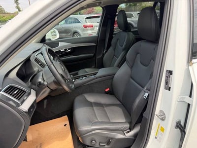 2025 Volvo XC90 Core